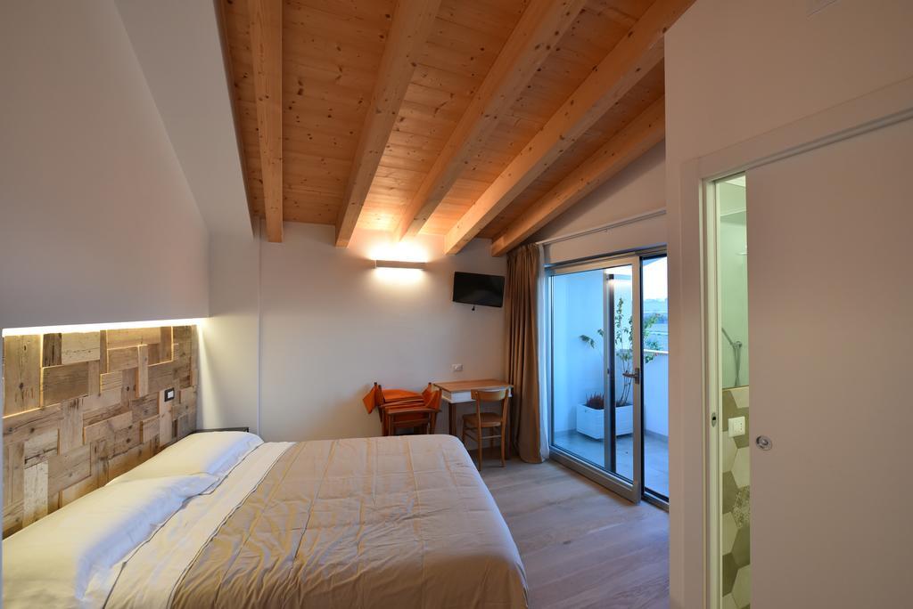 Ortopi Country Canapa House Porto Recanati Rum bild