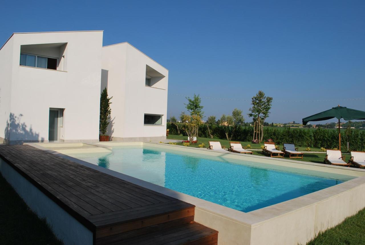 Ortopi Country Canapa House Porto Recanati Exteriör bild